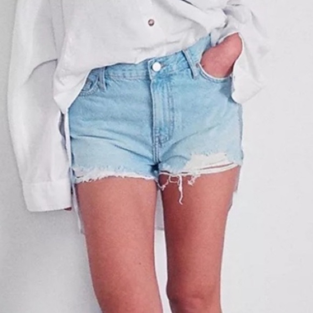 BDG Girlfriend High Rise Denim Cut Off Shorts sz: 26
